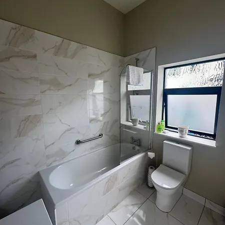 Milton On The Moyle Buncrana