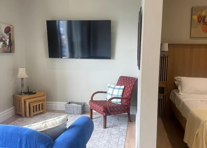 Milton On The Moyle Buncrana