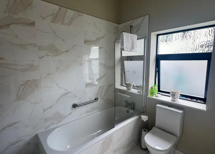 Milton On The Moyle Buncrana