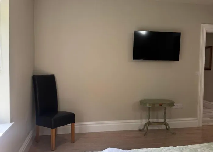 Milton On The Moyle Daire *